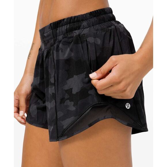 Lululemon Womens Hotty Hot Short II Long 4" Camo Deep Coal Multi Black 6 Running - Picture 1 of 12